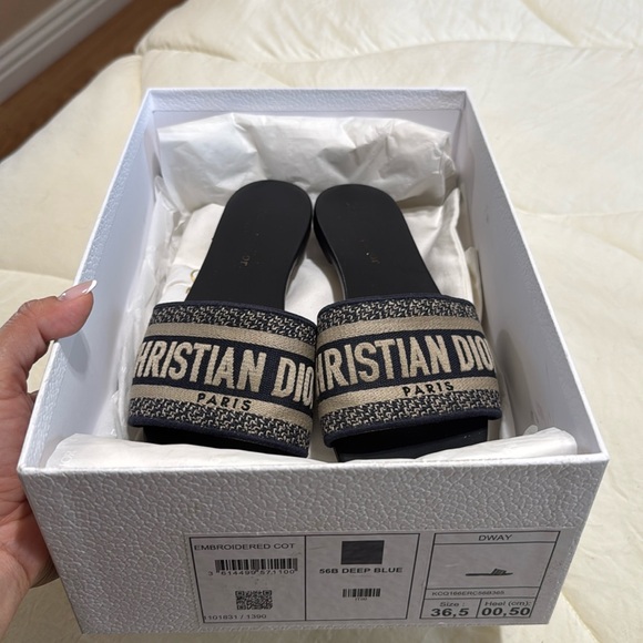 Dior sandals - Picture 3 of 4